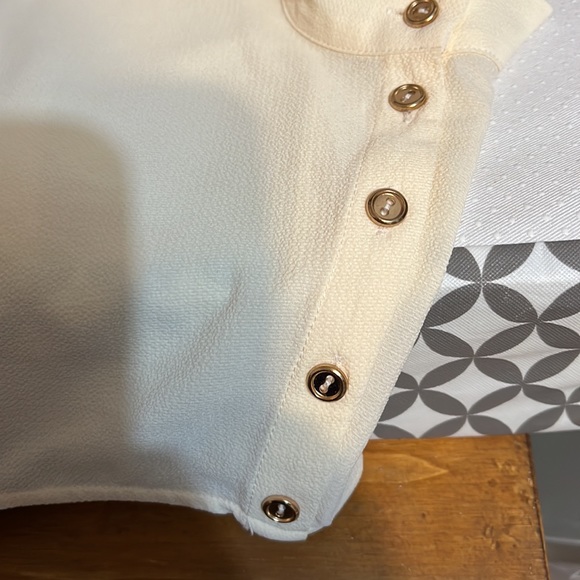 ModCloth Cap sleeve blouse - Picture 3 of 5